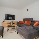 The Sky Villa