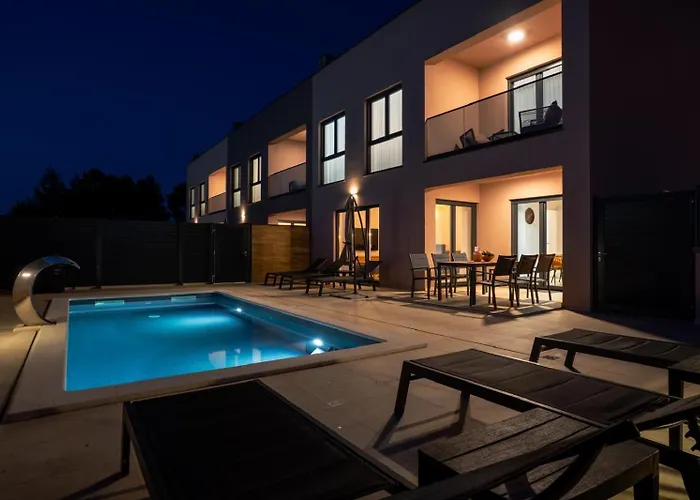 The Sky Villa Ninski Stanovi